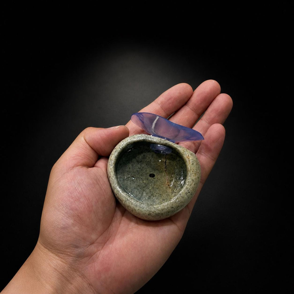 Ring Holder Bathroom – natural stone bathroom accessory – detail view