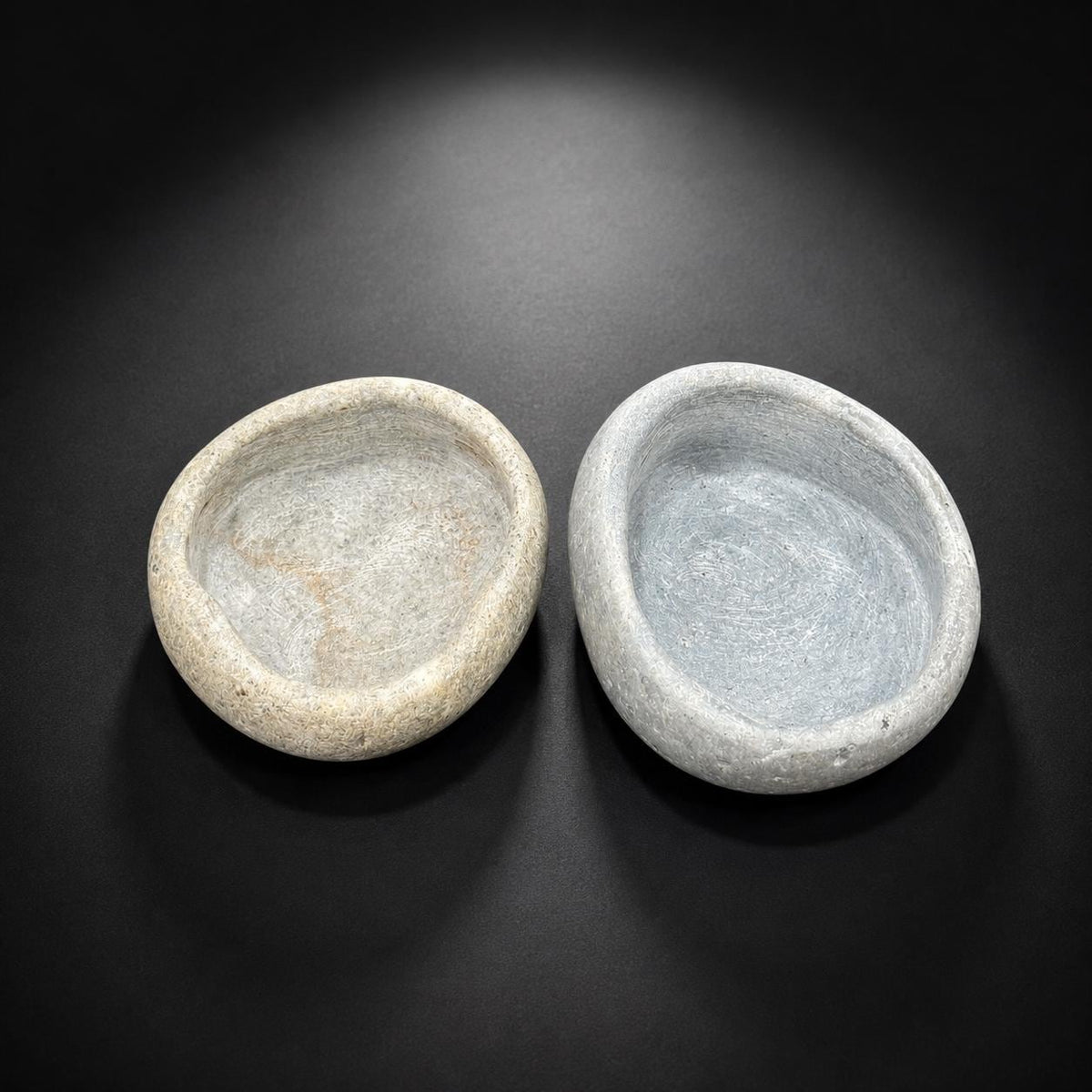 Vampire Crab Feeding Bowl – natural stone terrarium accessory – product detail